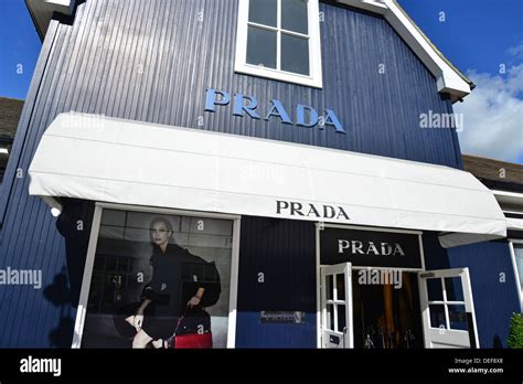 prada bags outlet bicester|bicester village outlet shops.